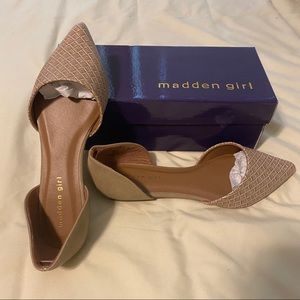 Madden Girl tan snakeskin Emeliia flats. Size 9